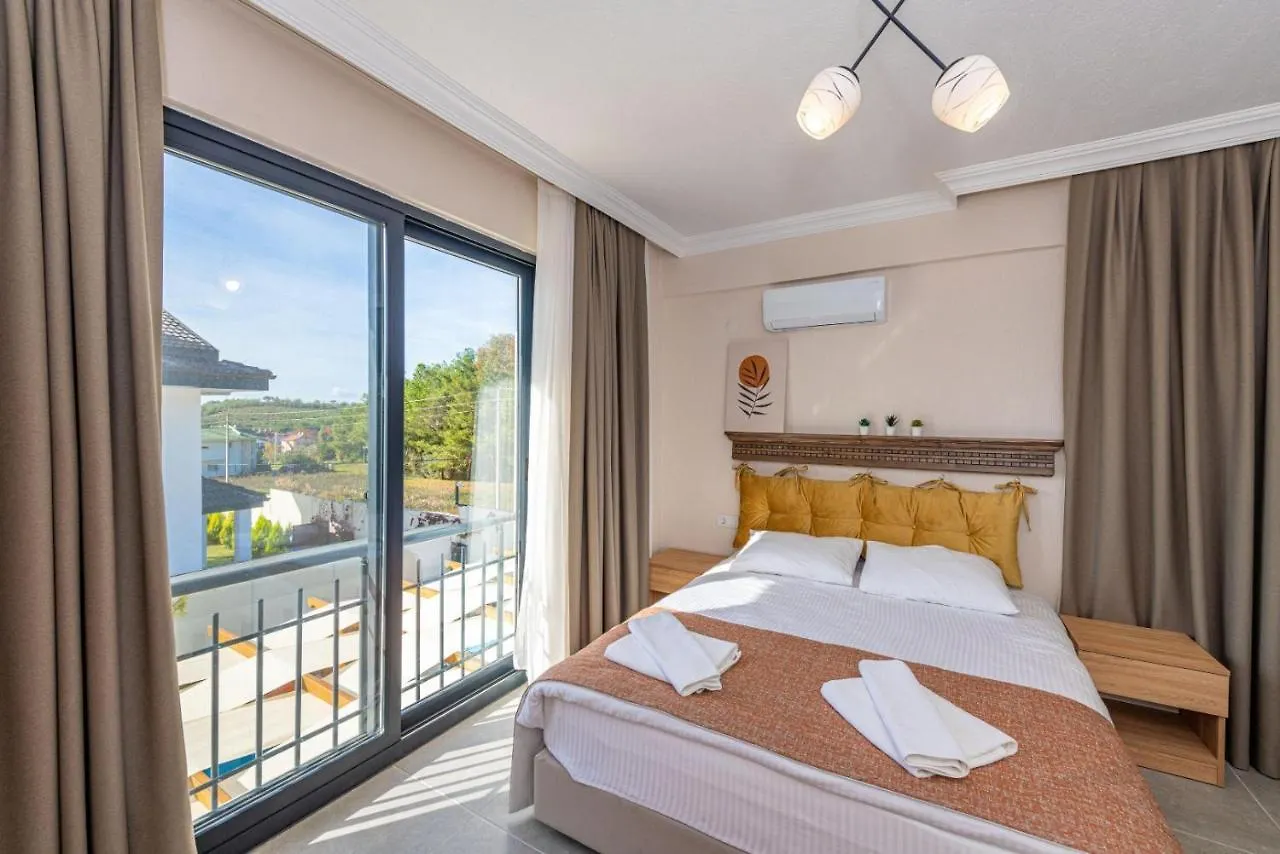 Villa Leona - 5 Bedroom Holiday Villa In Fethiye