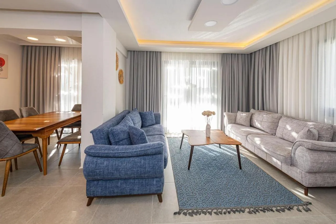 Villa Leona - 5 Bedroom Holiday Villa In Fethiye