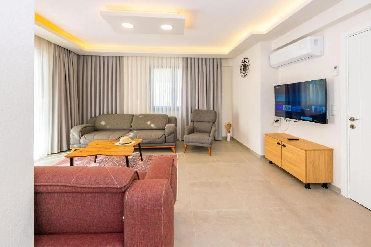 Villa Leona - 5 Bedroom Holiday Villa In Fethiye