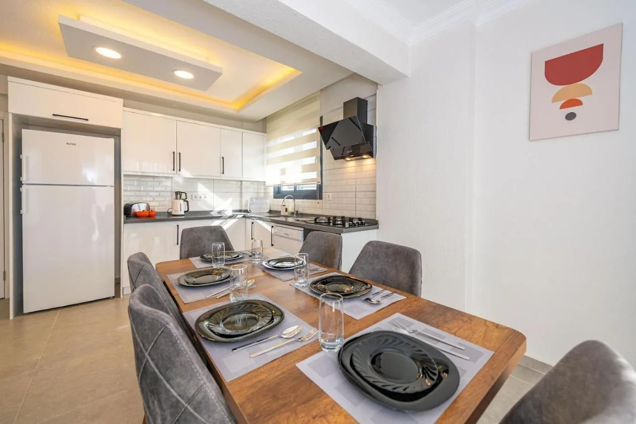 Villa Leona - 5 Bedroom Holiday Villa In Fethiye