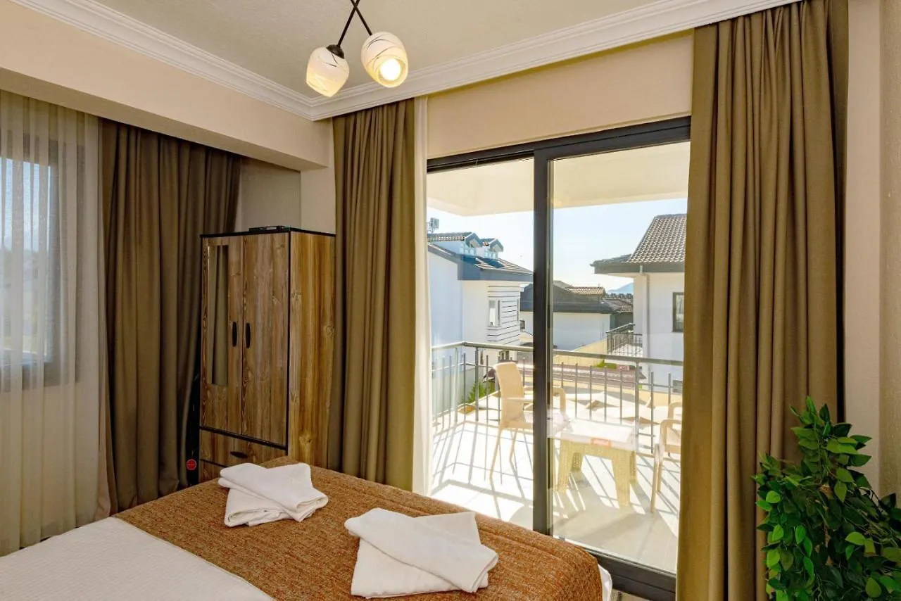 Villa Leona - 5 Bedroom Holiday Villa In Fethiye